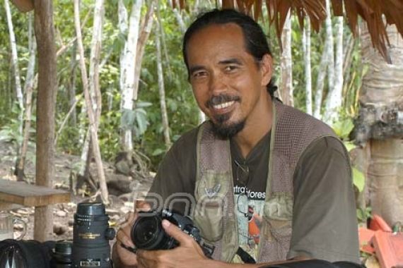 Riza Marlon, 20 Tahun Jadi Fotografer Spesialis Alam Liar Indonesia - JPNN.COM