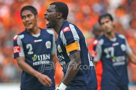 LPI Sodori Rp4 M, Njanka Tinggalkan Arema - JPNN.COM