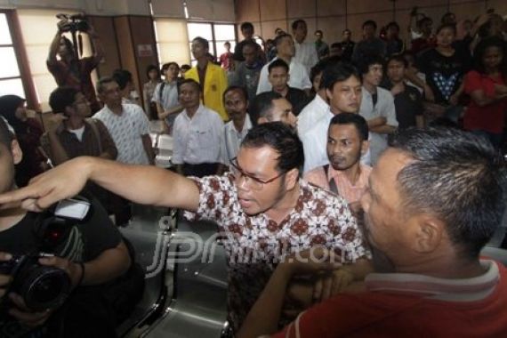 Djoko Suyanto Bersaksi, Sidang Rusuh - JPNN.COM