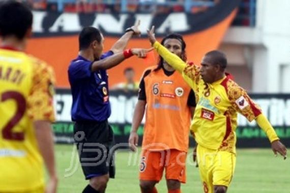 SFC Panggil Okto karena Cemburui Arema - JPNN.COM