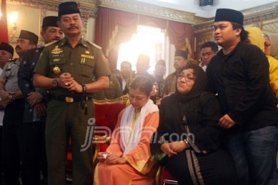 Rinra Sempat Mengeluh Sakit Perut - JPNN.COM