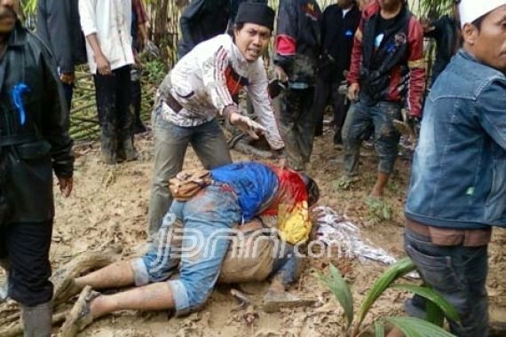 Jagoan Bergolok Berhasil Dicokok - JPNN.COM