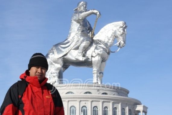 Ke Mongolia setelah 20 Tahun Revitalisasi Sosok Genghis Khan - JPNN.COM