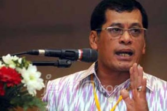 Nurdin Incar Kursi Presiden AFF - JPNN.COM