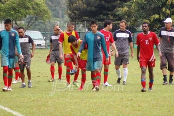 Timnas Uji Coba Internal - JPNN.COM