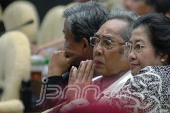 Megawati Kritisi Penanganan Infrastruktur Transportasi - JPNN.COM