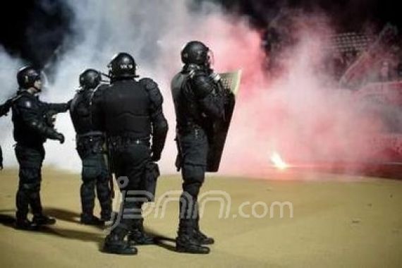 Fans Berulah, Polandia Kalah - JPNN.COM