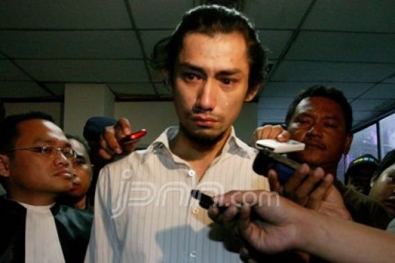 Vonis 7 Tahun Penjara, Aldo pun Menangis - JPNN.COM