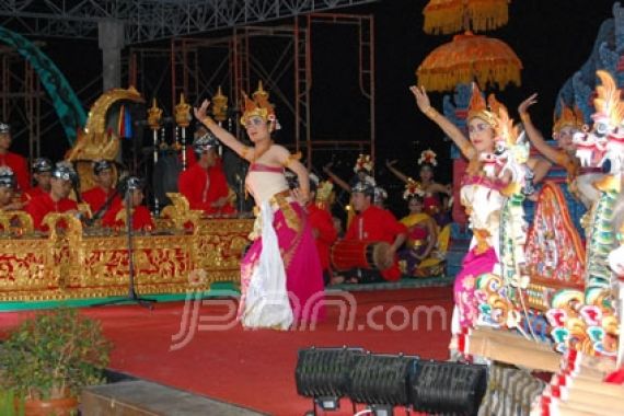 Suasana Bali di Kawasan Cisarua - JPNN.COM