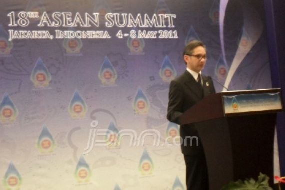 Para Menlu Bahas Lebih Dulu Agenda KTT ASEAN - JPNN.COM