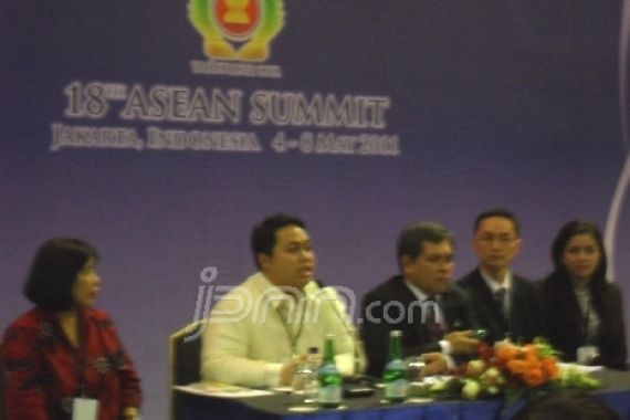 ASEAN Sepakat Lindungi Buruh Migran - JPNN.COM