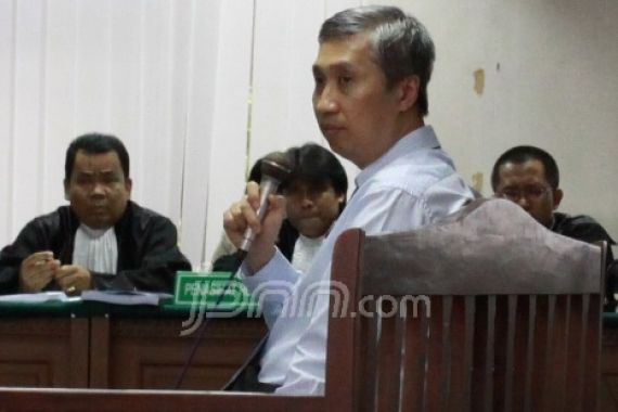 Jaksa KPK Tunjuk Dokter Periksa Syamsul Arifin - JPNN.COM