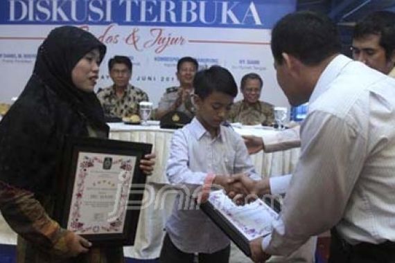 Pemimpin Negeri Diminta Belajar dari Siswa SD - JPNN.COM