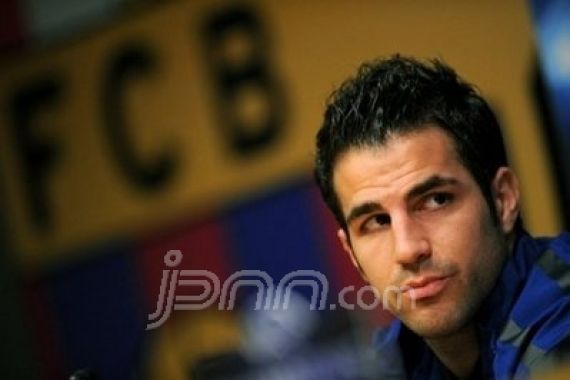 Fabregas Relakan Bonus demi Gabung Barca - JPNN.COM