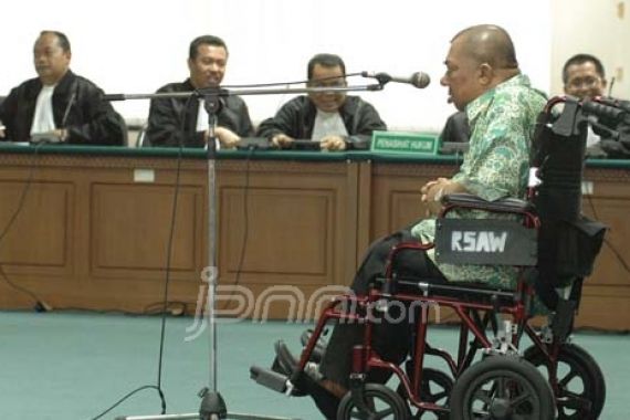 Terbukti Korupsi, Syamsul Arifin Diganjar 2,5 Tahun Bui - JPNN.COM