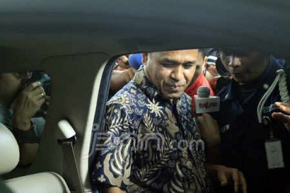 Benny Minta CCTV Pertemuan Nazaruddin Dibuka - JPNN.COM