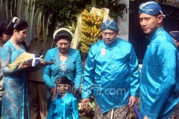 SBY Minta Maaf Tak Undang Semua Teman - JPNN.COM