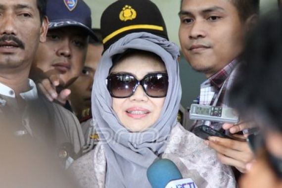 Nunun Pasrahkan Status Miranda ke KPK - JPNN.COM