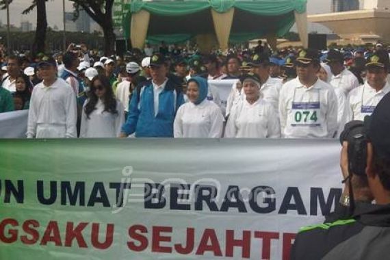 SDA Ajak Keluarga Gerak Jalan Kerukunan - JPNN.COM