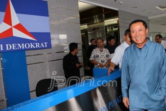 Fokus Jadi Pejabat, Amir Mundur dari DK Demokrat - JPNN.COM