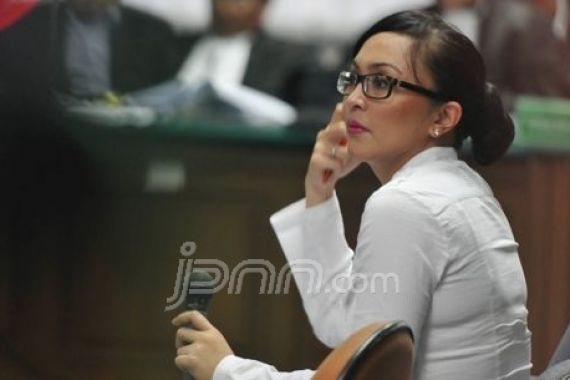 Angie Mengaku Tak Pernah ke Ruangan Koster - JPNN.COM