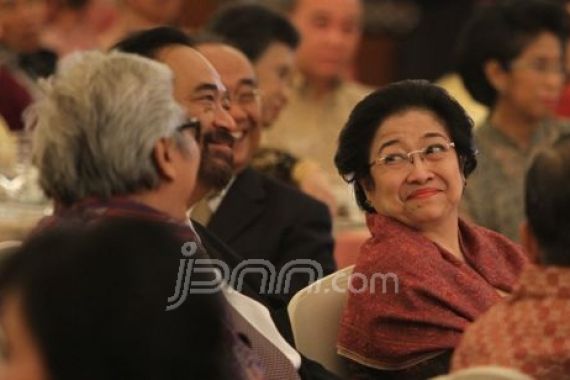 Para Tokoh Nasional Hadiri Lauching Buku Megawati - JPNN.COM