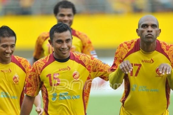 Sriwijaya FC Galang Pertahanan - JPNN.COM