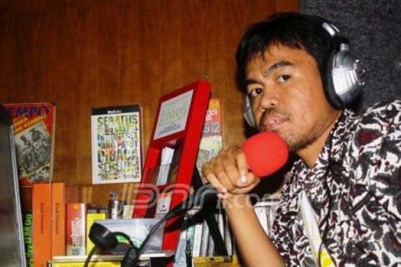 Radio Buku, Semangat Mengarsipkan Buku lewat Suara - JPNN.COM