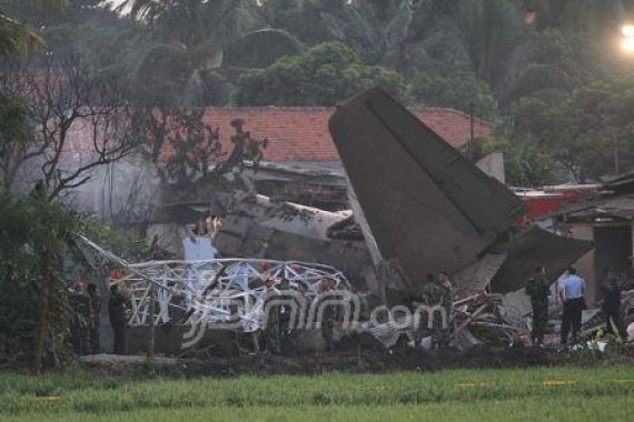 Fokker TNI AU Jatuh, Pilot Dipastikan Tewas - JPNN.COM