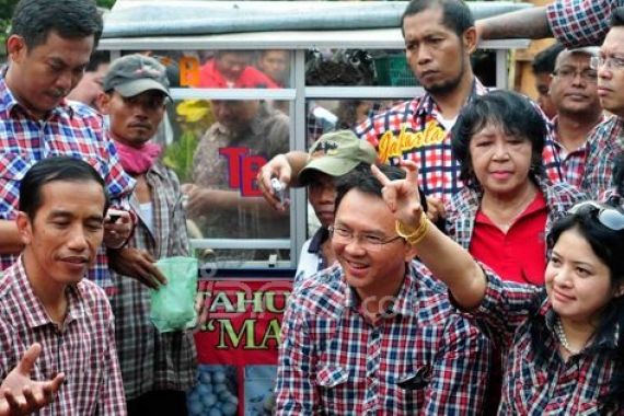 Jokowi Siapkan Strategi Umpan Jauh - JPNN.COM