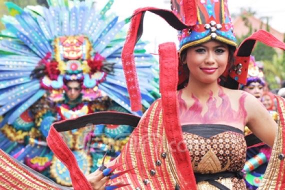 Kirab Budaya, Pesta Rakyat Wonosobo - JPNN.COM