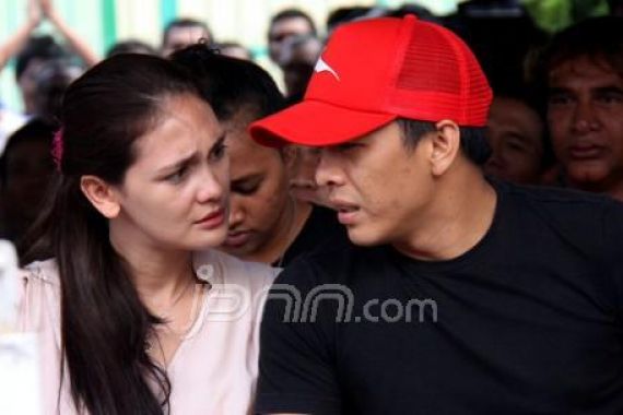 Kekuatan Ariel di Suara dan Ganteng - JPNN.COM