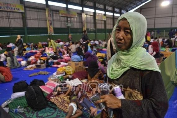 Kisah Ummah, Ibu Dua Bersaudara Pemicu Bentrokan Sampang - JPNN.COM