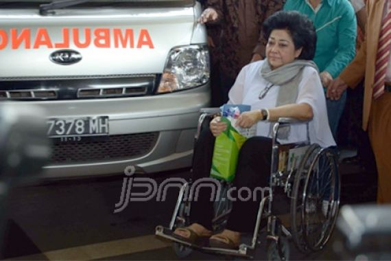 Pengacara Belum Ungkap Sakit Hartati - JPNN.COM