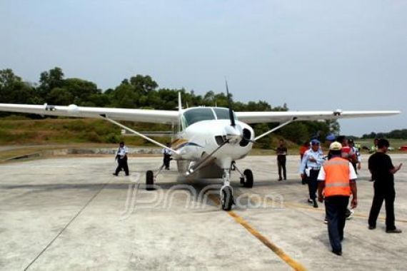 Dua Sukhoi Cegat Pesawat Asing - JPNN.COM