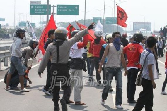 Demo Buruh, Pemerintah Siap Buka Dialog - JPNN.COM