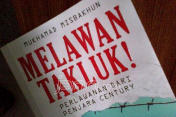 Beber Noktah Hitam Kepemimpinan SBY Lewat Buku - JPNN.COM