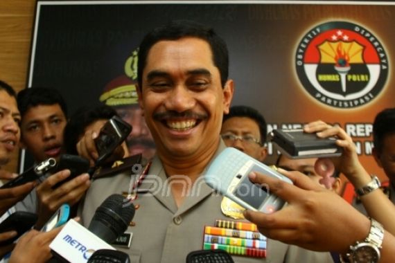 Polri Akan Serahkan Tiga Tersangka Simulator ke KPK - JPNN.COM