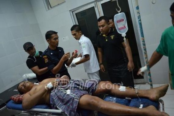 Pimpinan dan Pengikut Aliran Sesat Dibakar - JPNN.COM