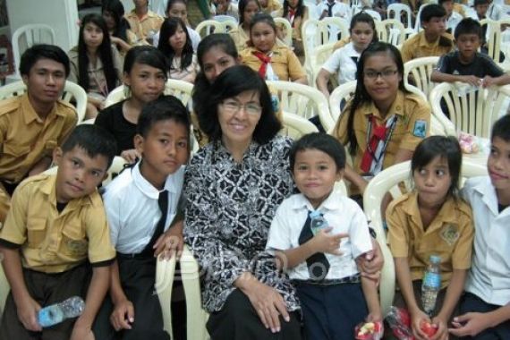 Meninjau Layanan Pendidikan Anak-Anak WNI di Davao, Filipina (1) - JPNN.COM