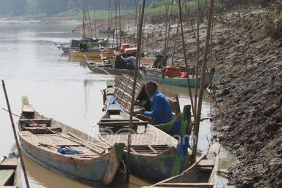 Manusia Perahu Bengawan Solo di Kanor, Bojonegoro, yang Terancam Punah - JPNN.COM
