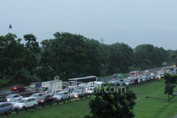 Malam Tahun Baru, Hindari Kawasan Puncak - JPNN.COM