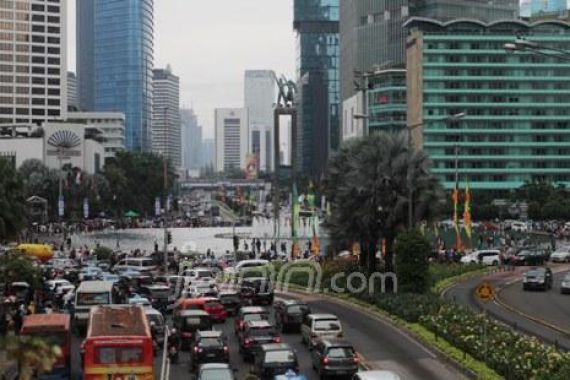 Tempat Parkir Malah Dijubeli Pedagang - JPNN.COM