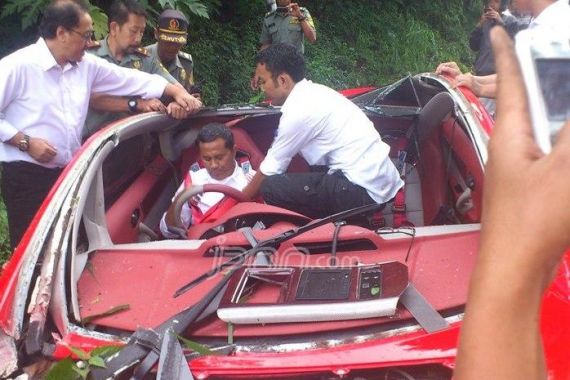 Dahlan Pilih Tabrak Jurang Daripada Tabrak Mobil Orang - JPNN.COM