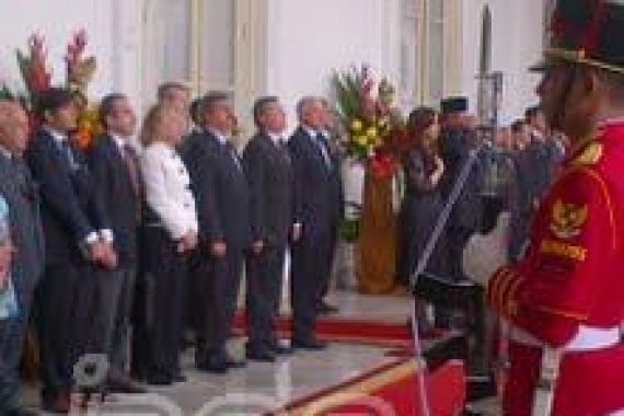 Istana Kebanjiran, SBY Tetap Sambut Presiden Argentina - JPNN.COM