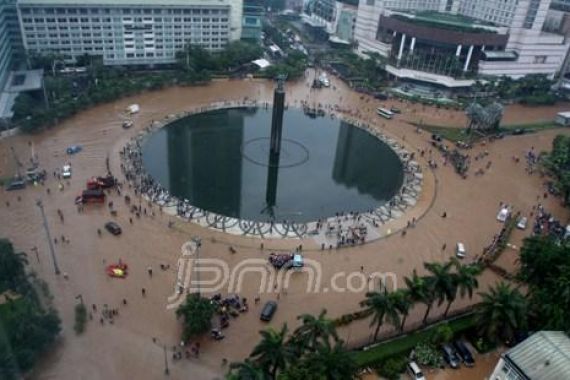 SBY : Ini Banjir Terbesar di Jakarta - JPNN.COM