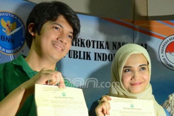 Irwansyah-Zaskia Sempat Dimasukkan Ruangan Tembak - JPNN.COM