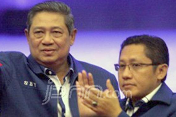 SBY Minta KPK Perjelas Status Anas - JPNN.COM