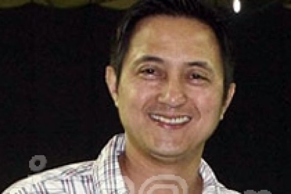 Ricky Subagja Terus Belajar Komunikasi - JPNN.COM