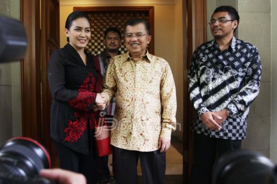 Rieke: Saya Pengagum Jusuf Kalla - JPNN.COM